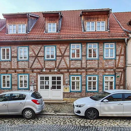 Apartment Stunning In With 1 Bedrooms And Wifi